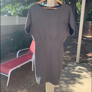 Kay Unger New York sleeveless dress grey size 8